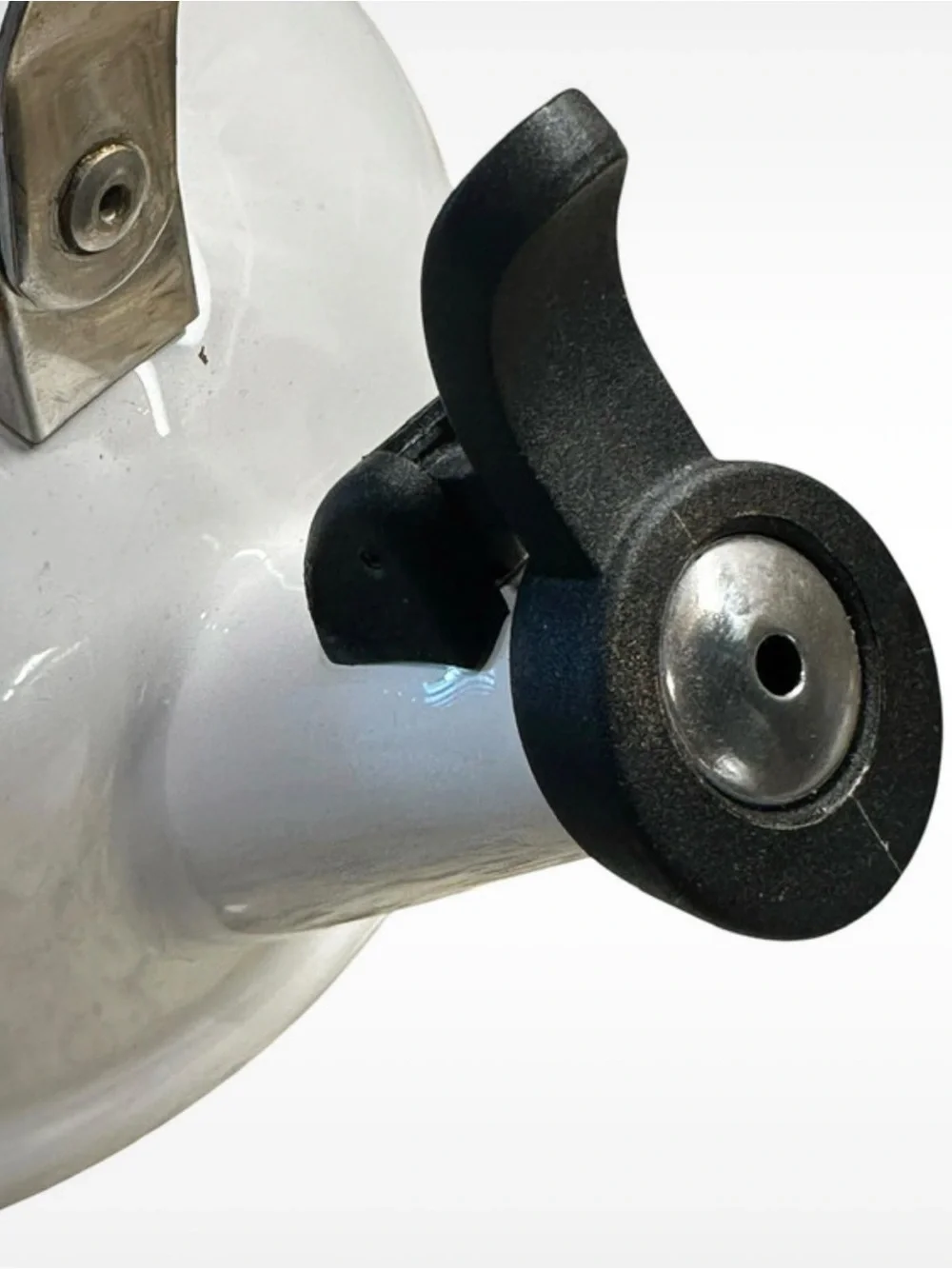 Le Creuset functionality near see
